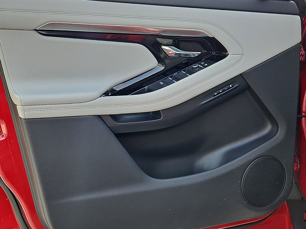Thumbnail: 2022 Land Rover Range Rover Evoque - 20
