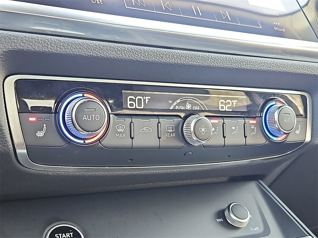 Thumbnail: 2024 Audi Q3 - 20