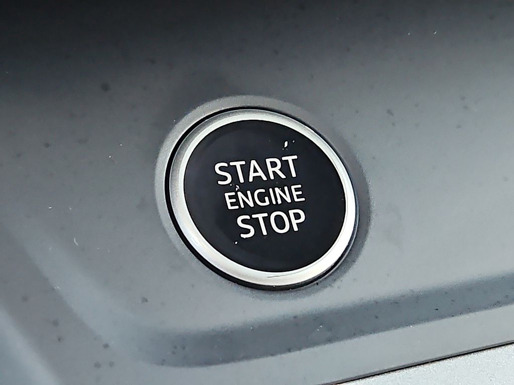 Thumbnail: 2024 Audi Q3 - 24