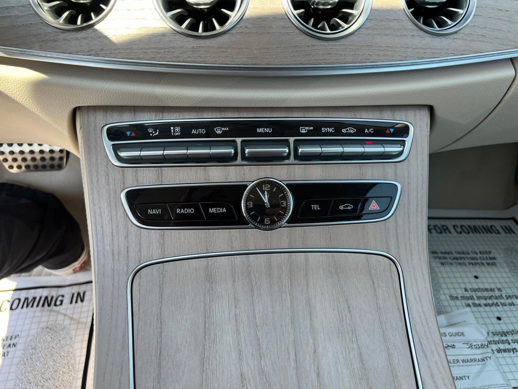 Thumbnail: 2018 Mercedes-Benz E-Class - 18