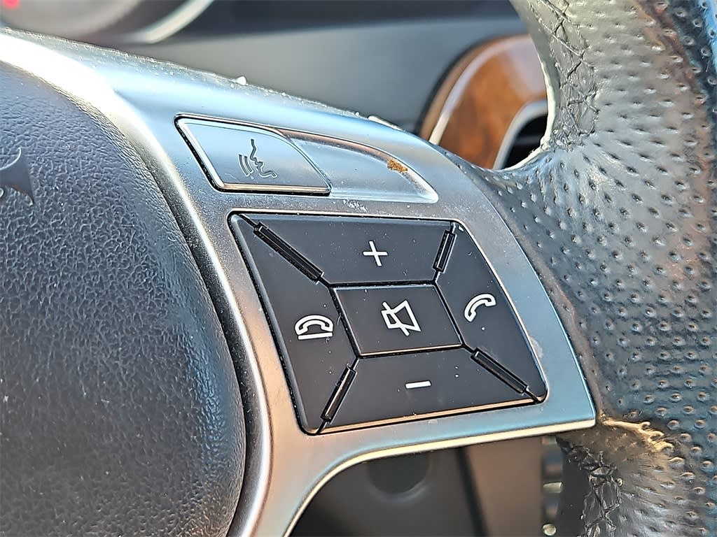 Thumbnail: 2014 Mercedes-Benz C-Class - 25
