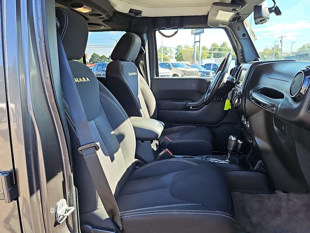 Thumbnail: 2014 Jeep Wrangler - 10