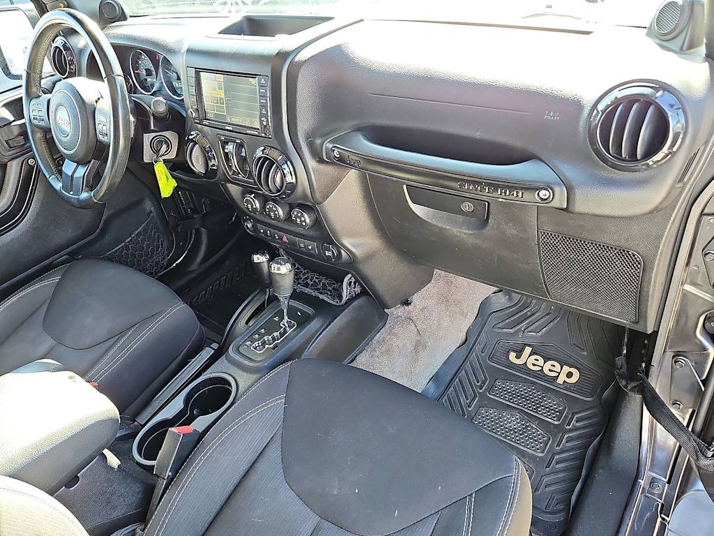 Thumbnail: 2014 Jeep Wrangler - 33