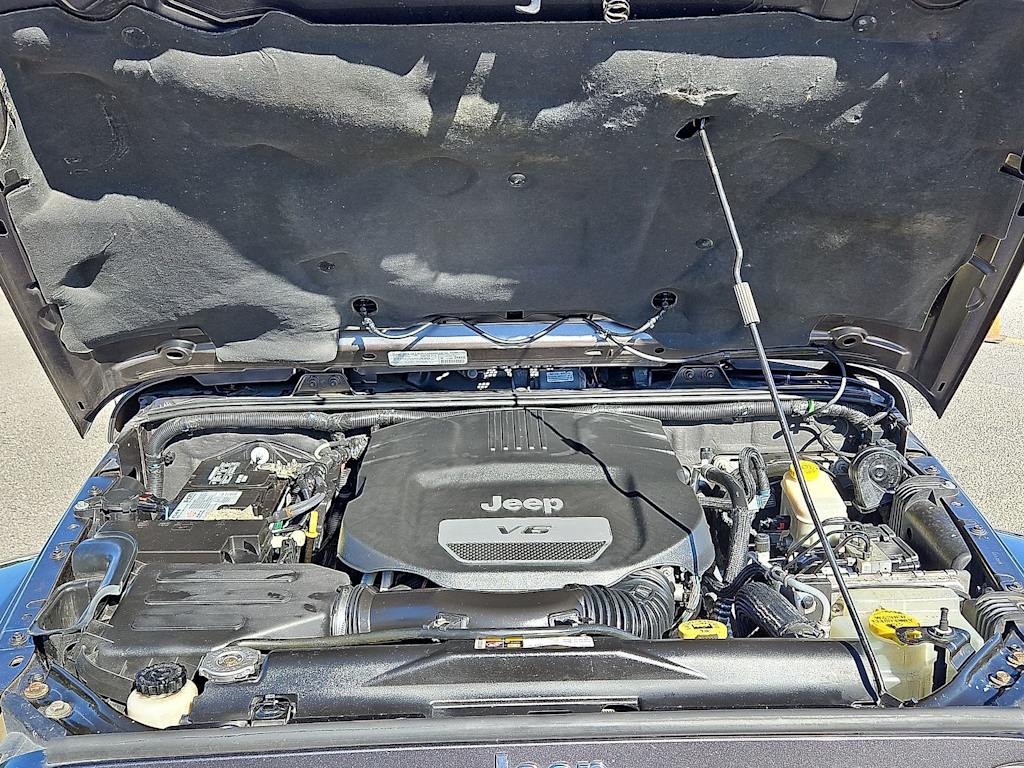 Thumbnail: 2014 Jeep Wrangler - 7