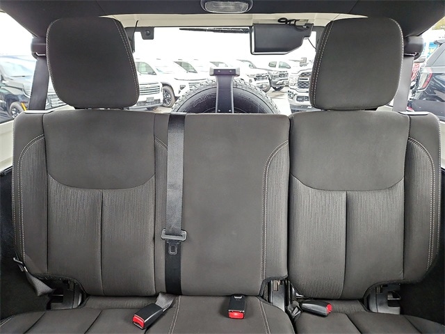 Thumbnail: 2017 Jeep Wrangler - 24