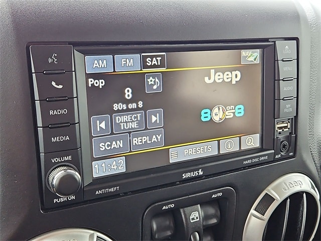 Thumbnail: 2017 Jeep Wrangler - 15