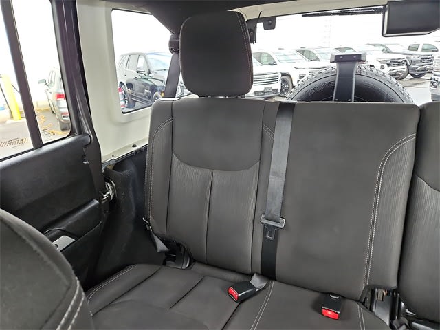 Thumbnail: 2017 Jeep Wrangler - 12