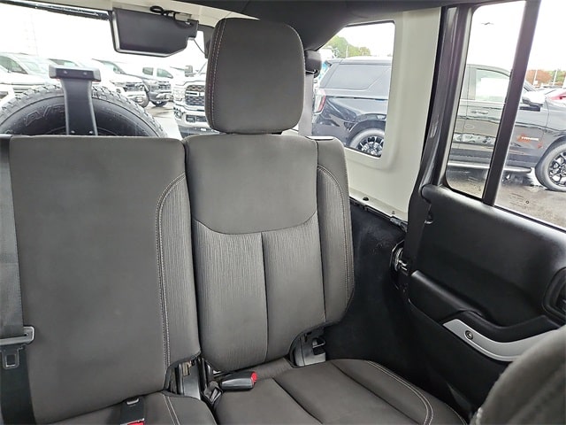 Thumbnail: 2017 Jeep Wrangler - 25