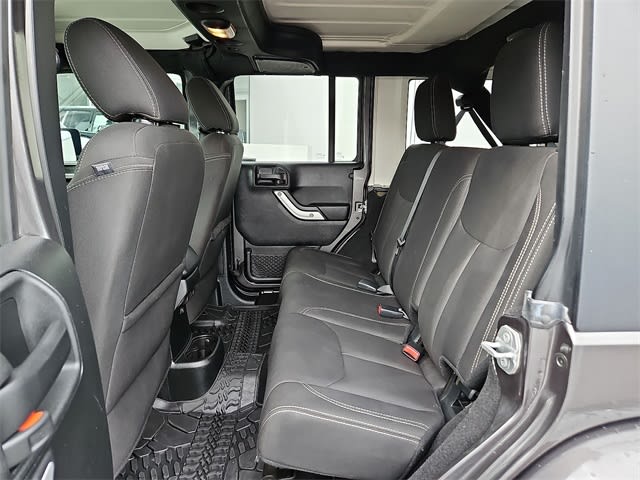 Thumbnail: 2017 Jeep Wrangler - 31