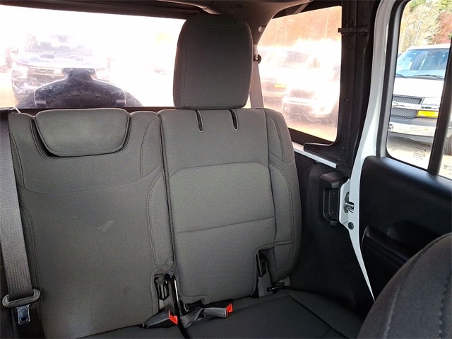 Thumbnail: 2020 Jeep Wrangler - 25