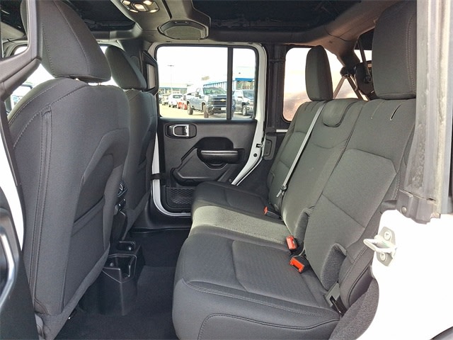 Thumbnail: 2020 Jeep Wrangler - 35