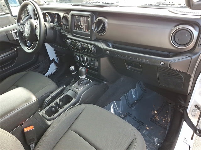 Thumbnail: 2020 Jeep Wrangler - 37