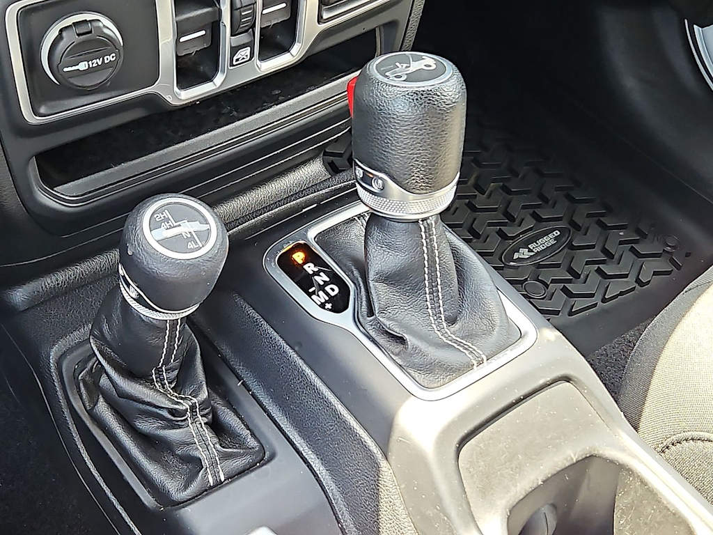 Thumbnail: 2018 Jeep Wrangler - 14