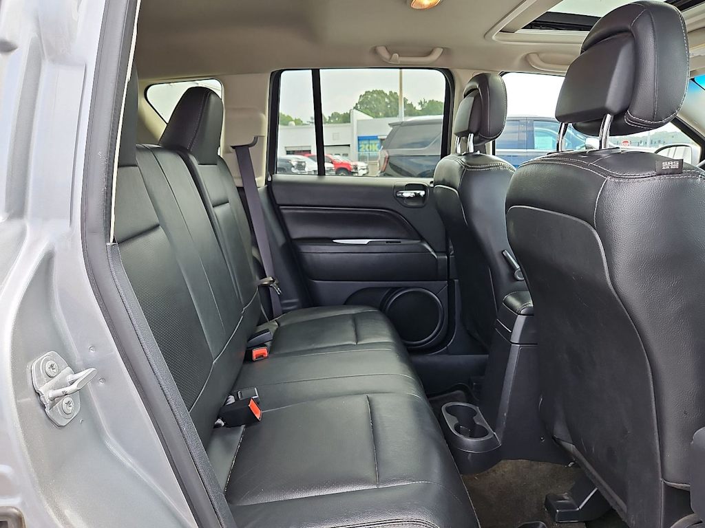 Thumbnail: 2016 Jeep Compass - 34