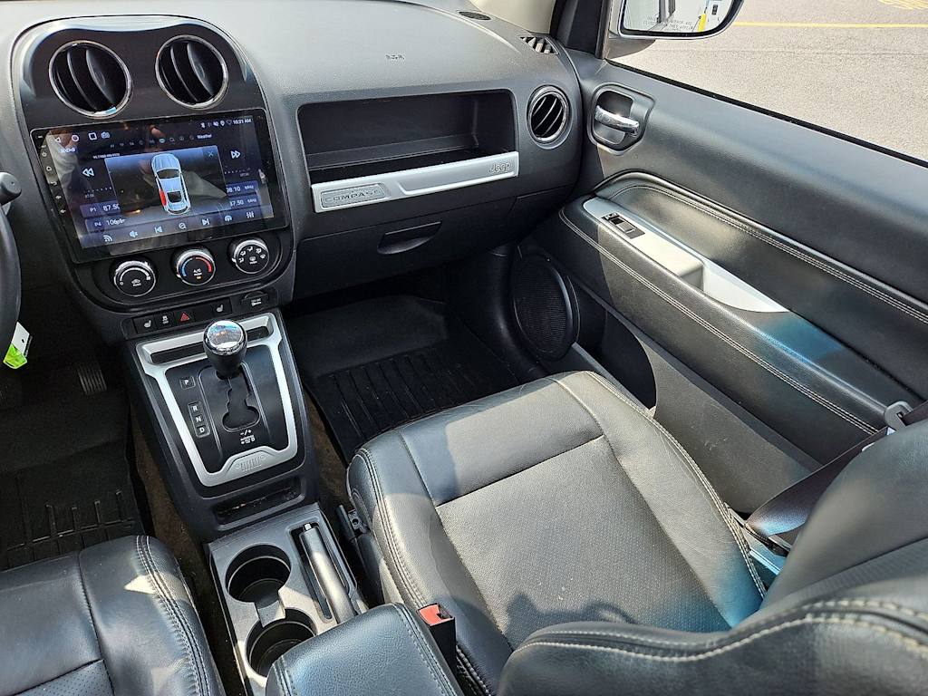 Thumbnail: 2016 Jeep Compass - 12