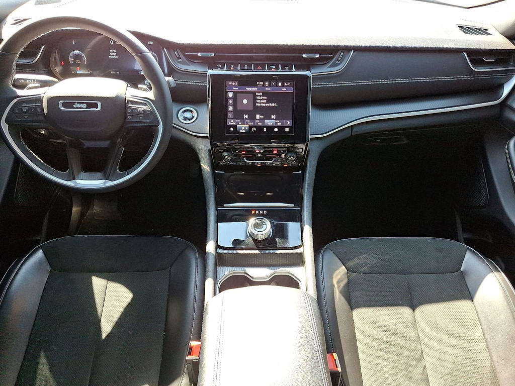 Thumbnail: 2025 Jeep Grand Cherokee - 12