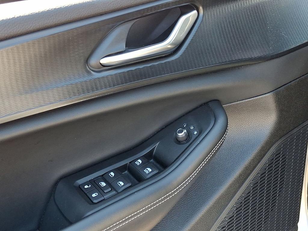 Thumbnail: 2025 Jeep Grand Cherokee - 32