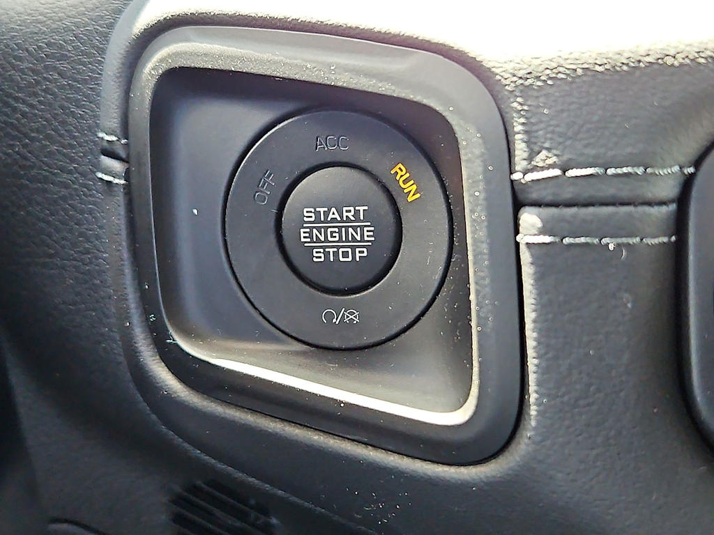 Thumbnail: 2025 Jeep Wrangler - 27
