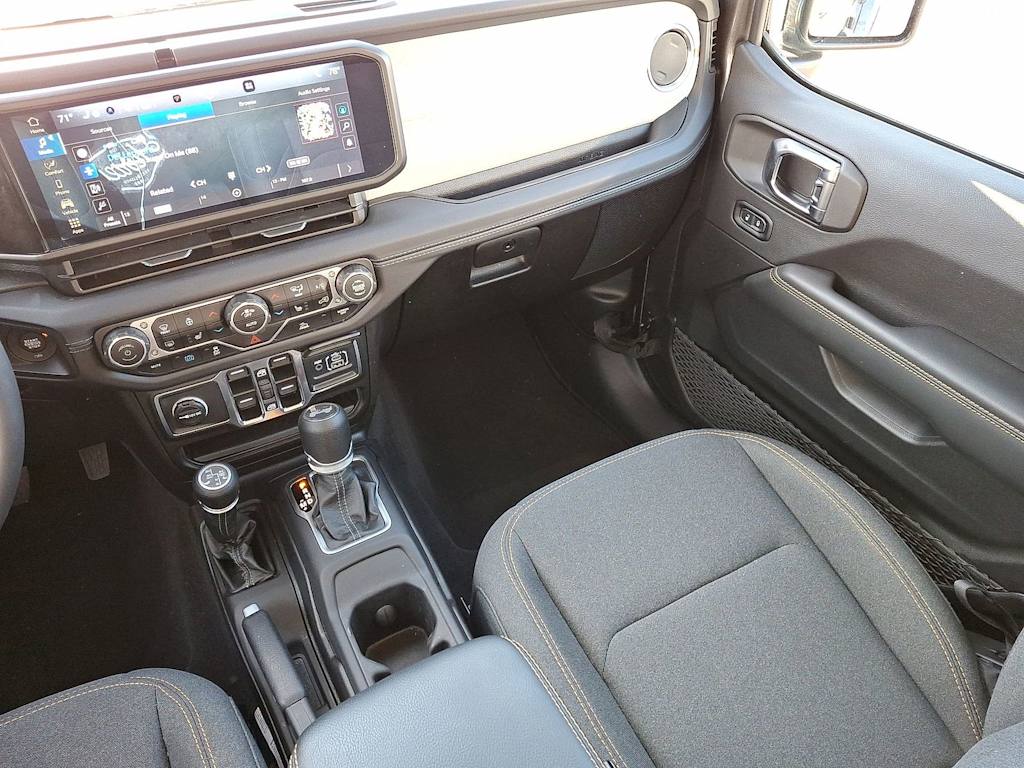 Thumbnail: 2025 Jeep Wrangler - 12