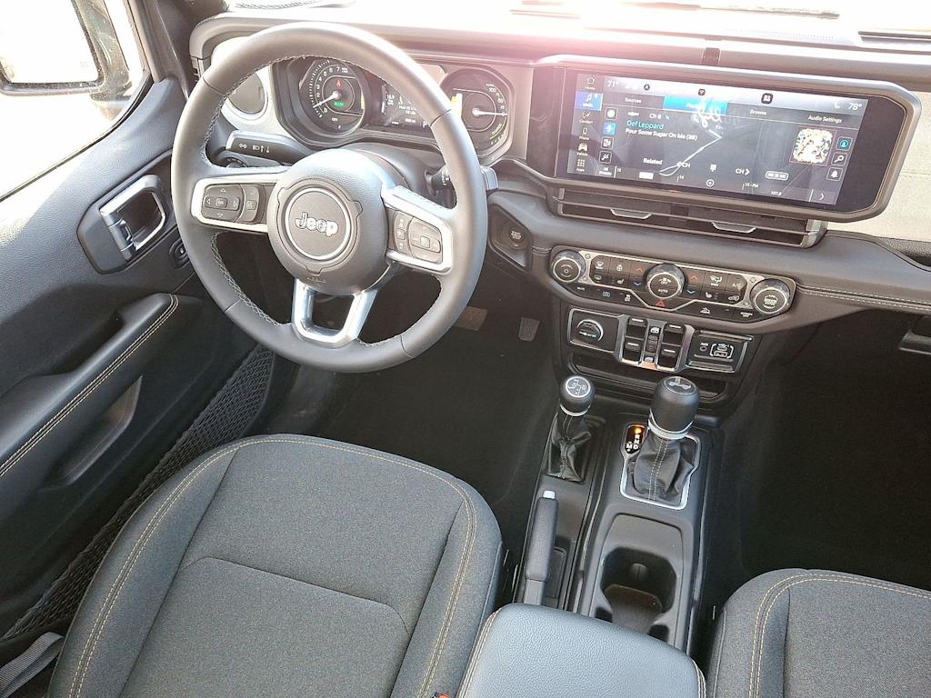 Thumbnail: 2025 Jeep Wrangler - 2