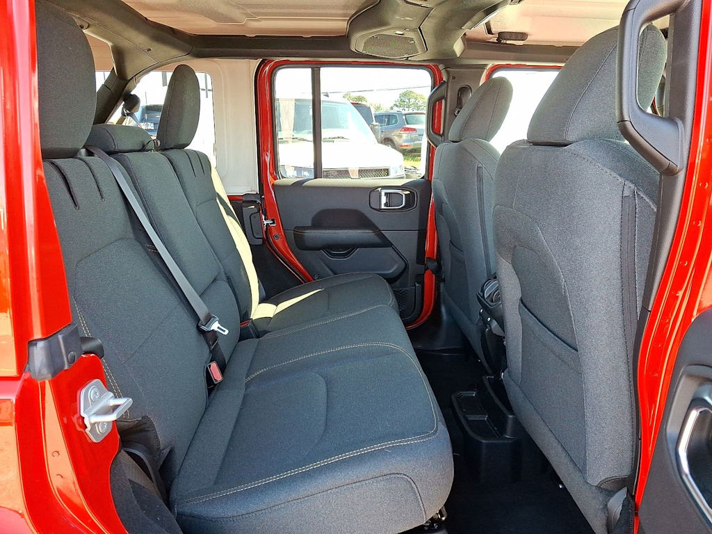 Thumbnail: 2025 Jeep Wrangler - 35