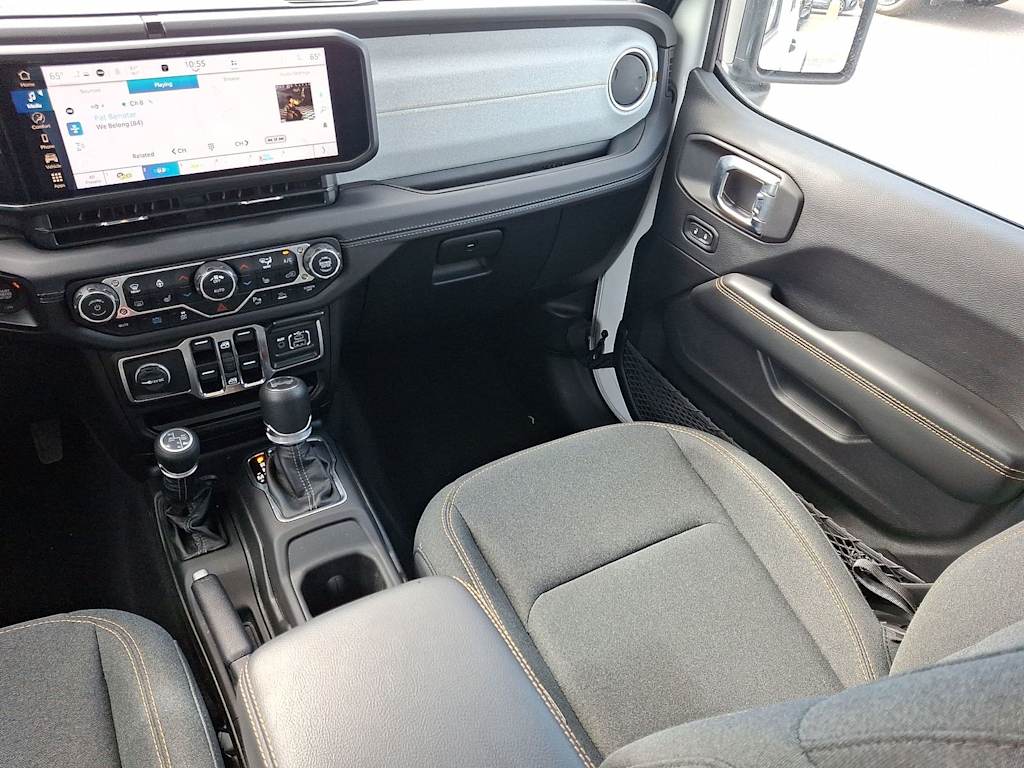 Thumbnail: 2025 Jeep Wrangler - 15