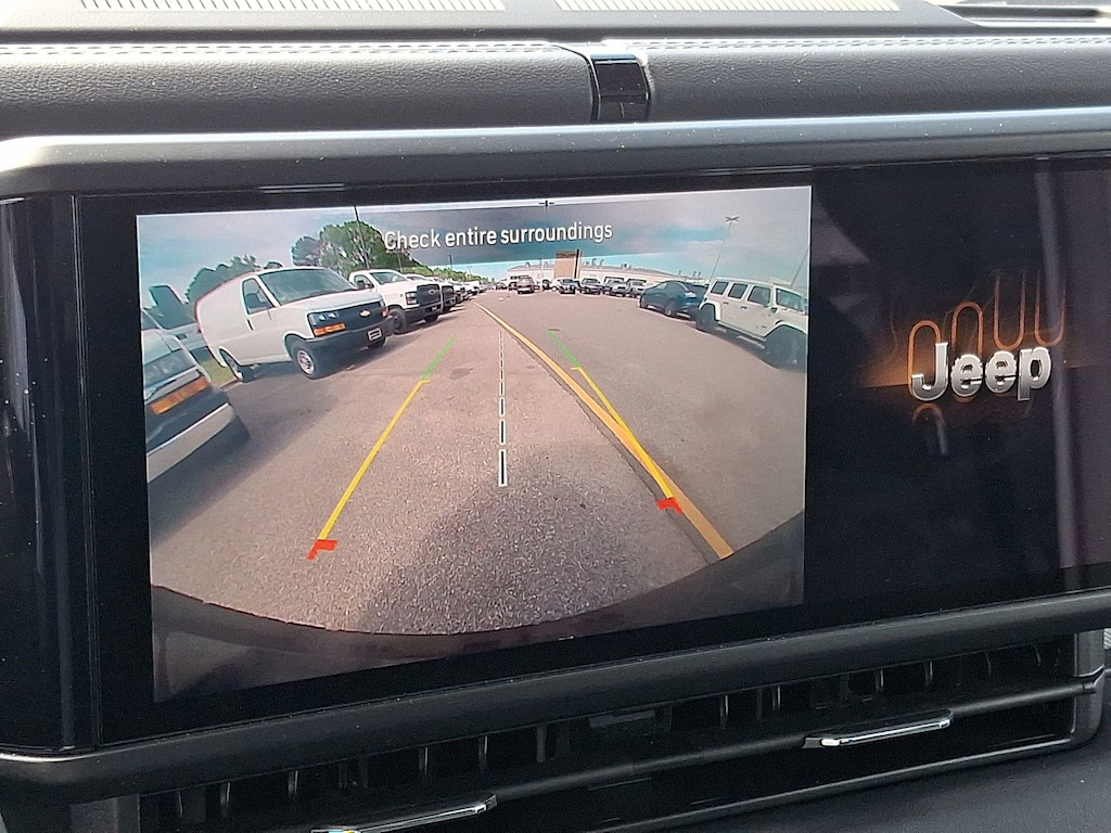 Thumbnail: 2025 Jeep Wrangler - 28