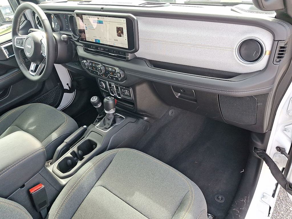 Thumbnail: 2025 Jeep Wrangler - 36