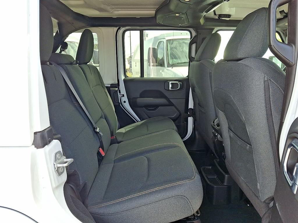 Thumbnail: 2025 Jeep Wrangler - 35