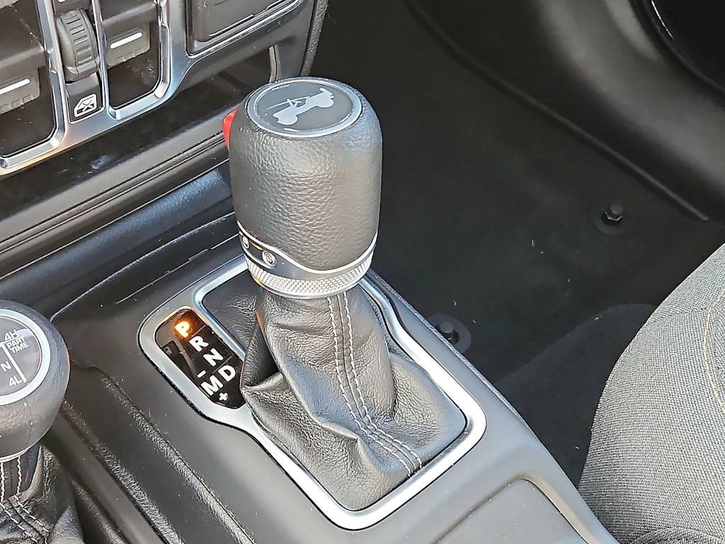 Thumbnail: 2025 Jeep Wrangler - 27