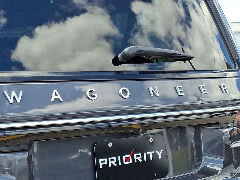 Thumbnail: 2024 Jeep Wagoneer - 39