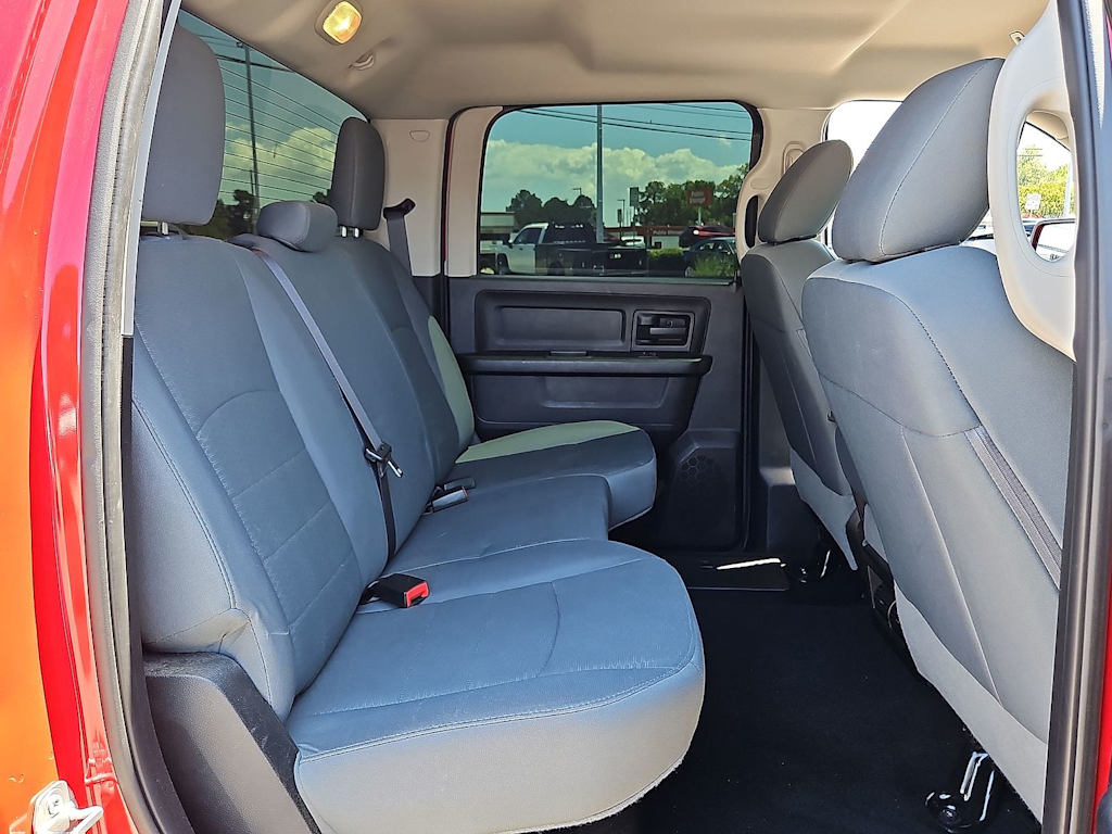 Thumbnail: 2019 RAM 1500 - 33