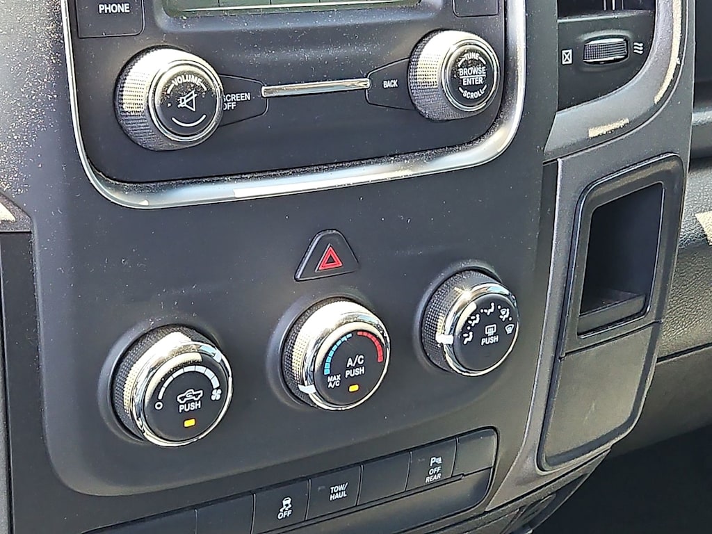 Thumbnail: 2019 RAM 1500 - 27