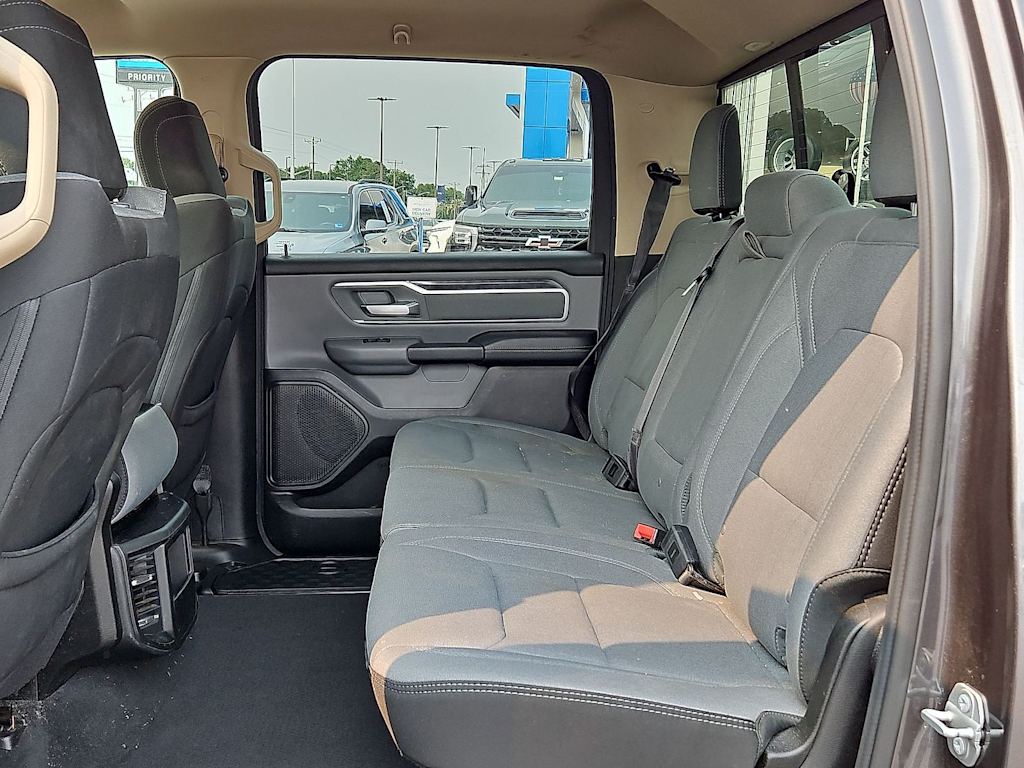 Thumbnail: 2019 RAM 1500 - 33