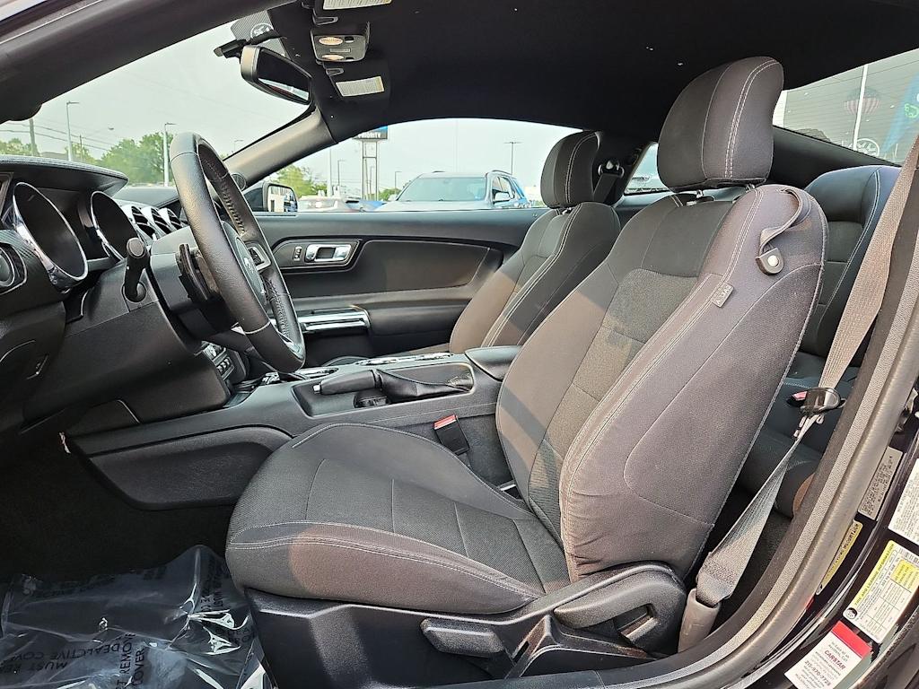 Thumbnail: 2015 Ford Mustang - 9