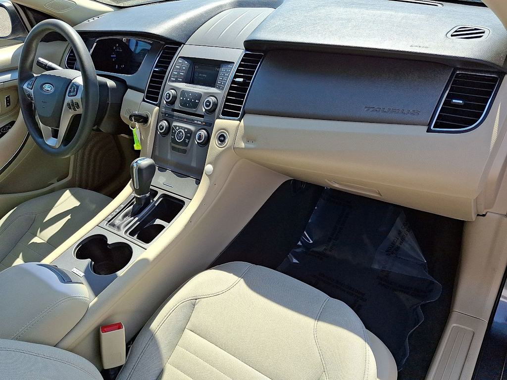 Thumbnail: 2018 Ford Taurus - 36