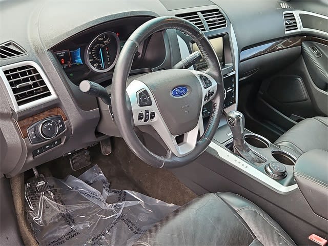 Thumbnail: 2014 Ford Explorer - 14