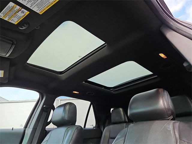 Thumbnail: 2014 Ford Explorer - 32