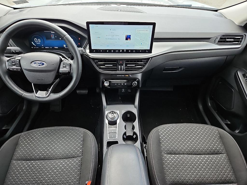 Thumbnail: 2023 Ford Escape - 7