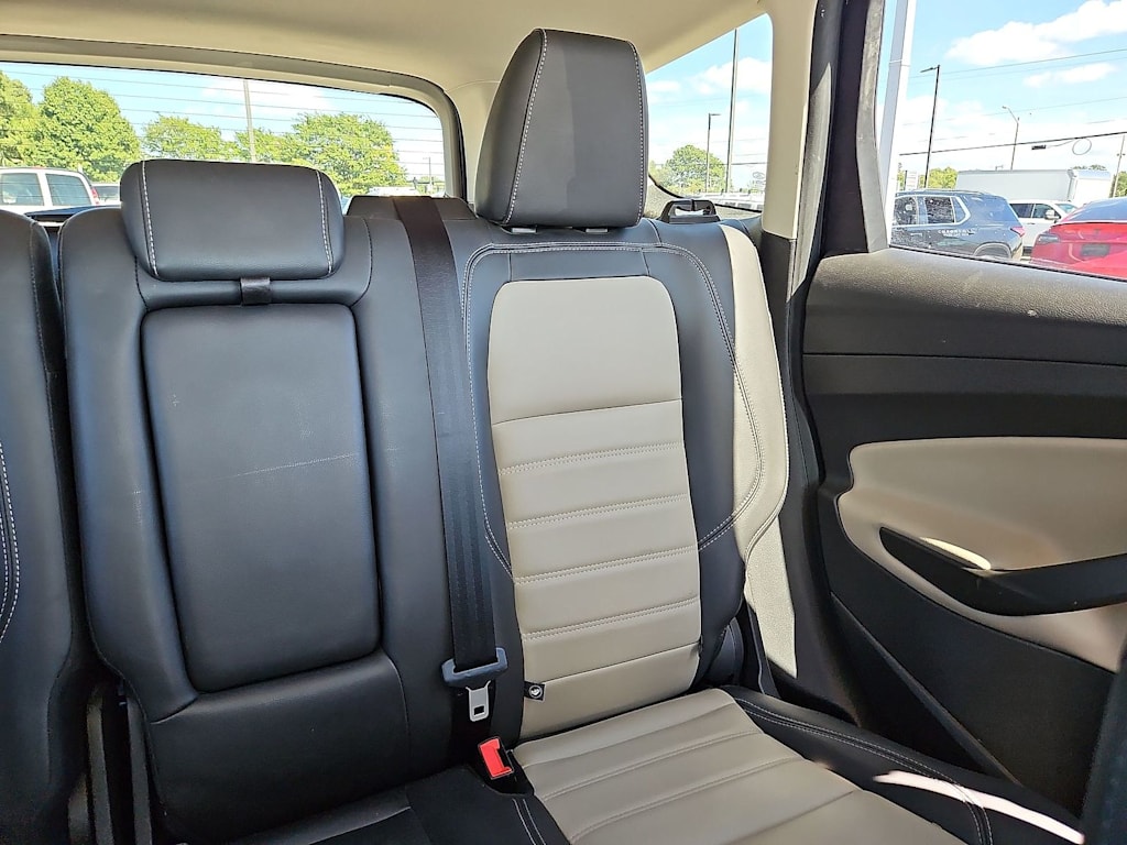 Thumbnail: 2019 Ford Escape - 24