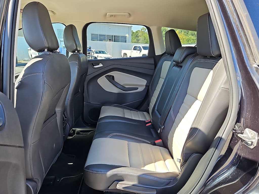 Thumbnail: 2019 Ford Escape - 33