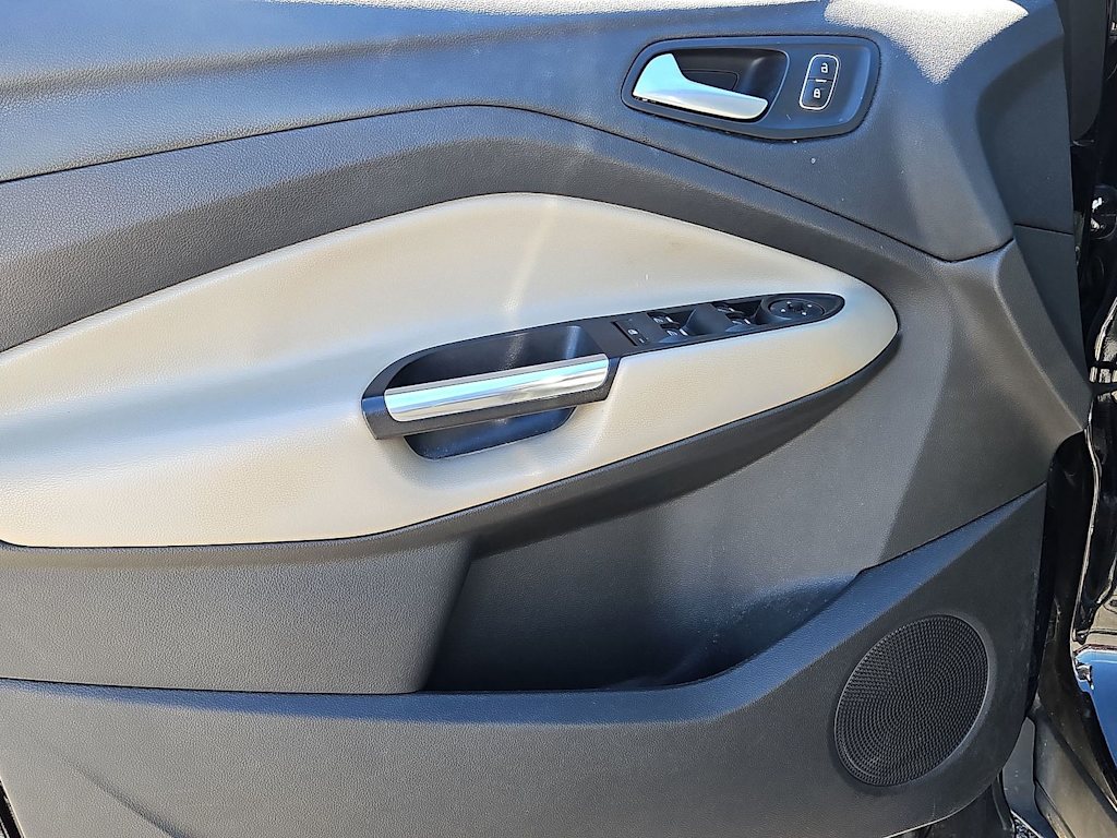 Thumbnail: 2019 Ford Escape - 31