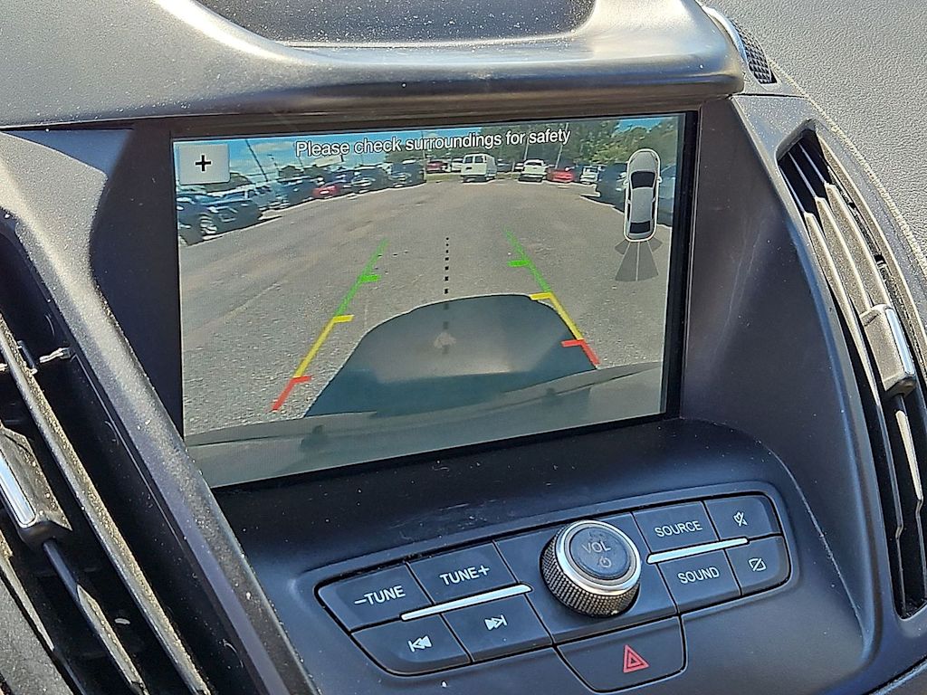Thumbnail: 2019 Ford Escape - 26