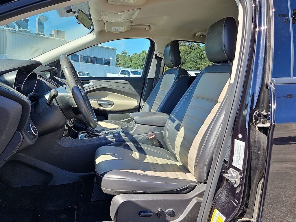 Thumbnail: 2019 Ford Escape - 8