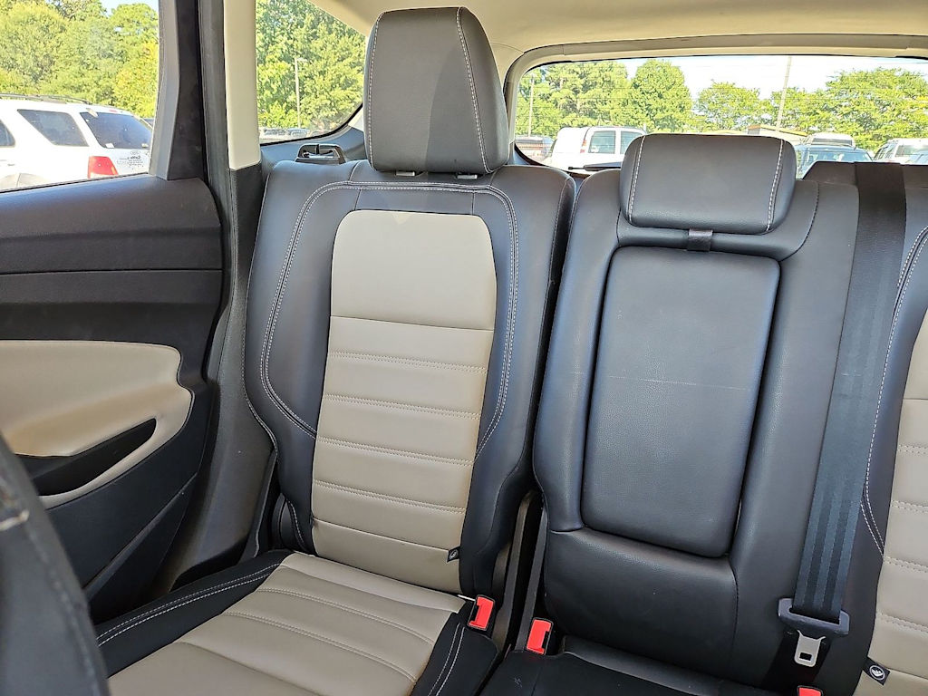 Thumbnail: 2019 Ford Escape - 10