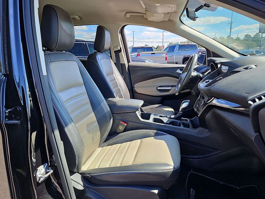 Thumbnail: 2019 Ford Escape - 9