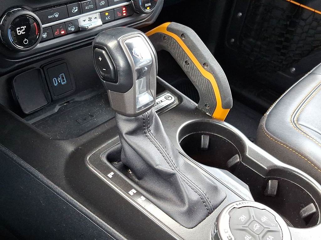 Thumbnail: 2023 Ford Bronco - 14