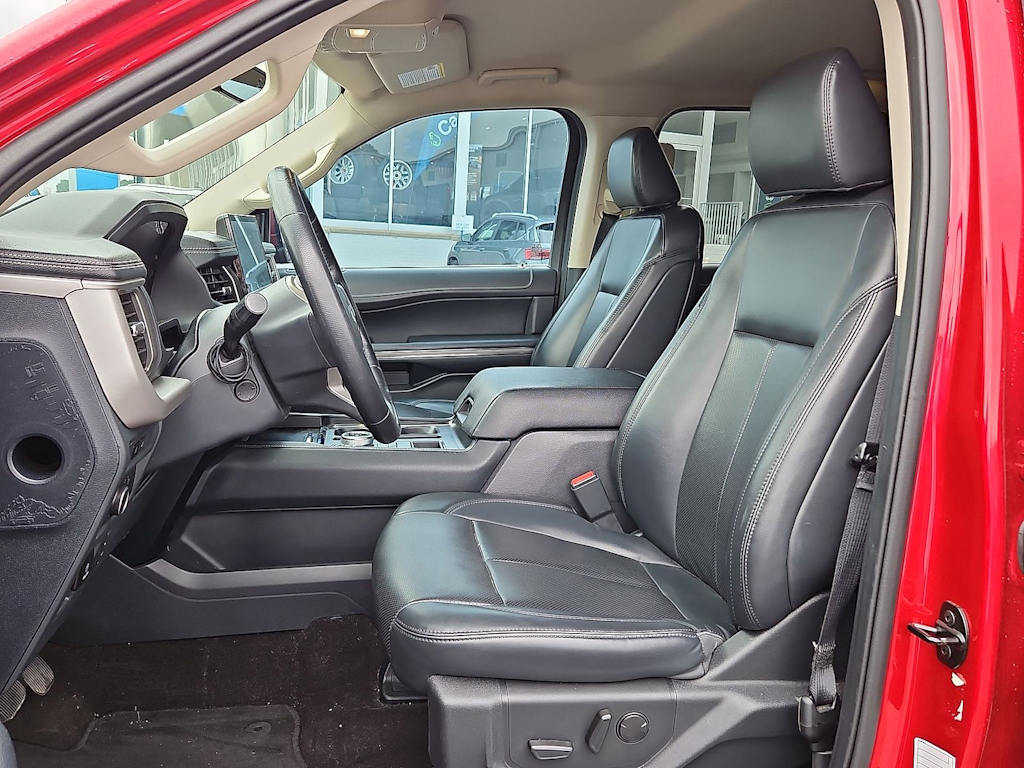 Thumbnail: 2022 Ford Expedition - 9