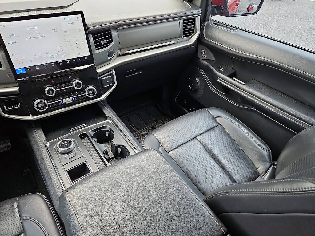 Thumbnail: 2022 Ford Expedition - 12