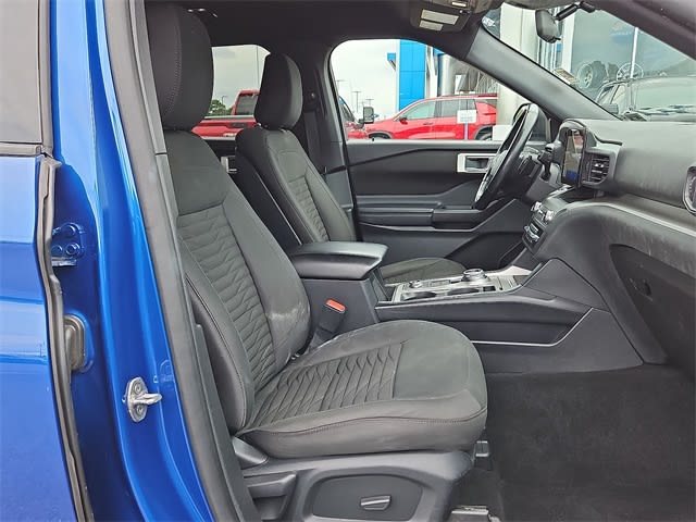 Thumbnail: 2020 Ford Explorer - 36